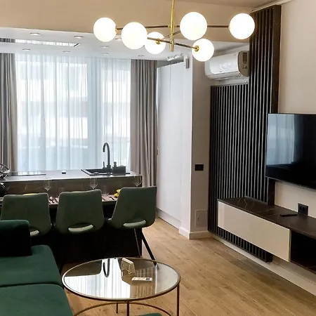 Tropical - Spa&pool In Infinity Mamaia